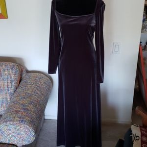 Stretch velvet maxi dress